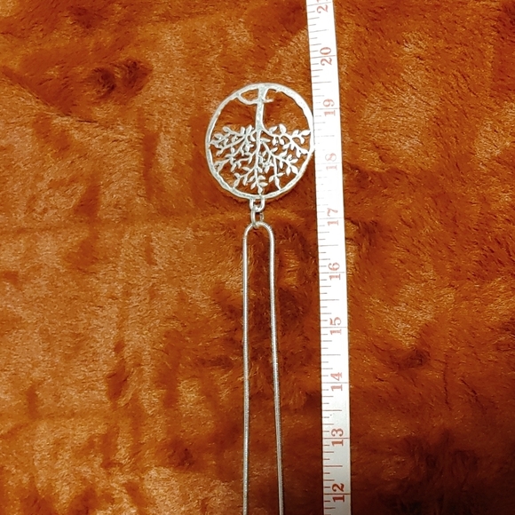 🇨🇦3 For $20🇨🇦NWT Silver toned Tree of Life Necklace - Picture 5 of 5